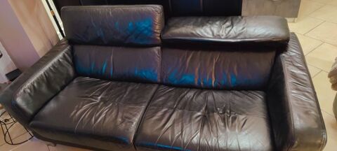 Canap� cuir noir confortable, bon �tat, petit prix 99 Villeparisis (77)