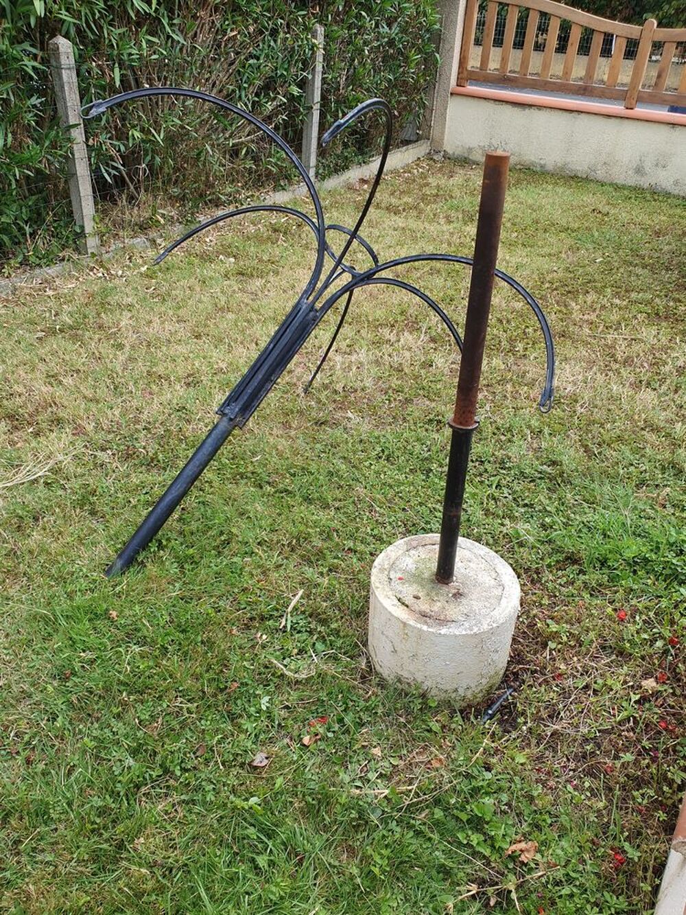 SUSPENSION EN FER
Jardin