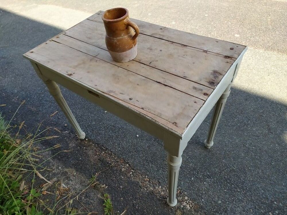 Ancienne Petite Table de ferme Pied Cannel&eacute;s Meubles