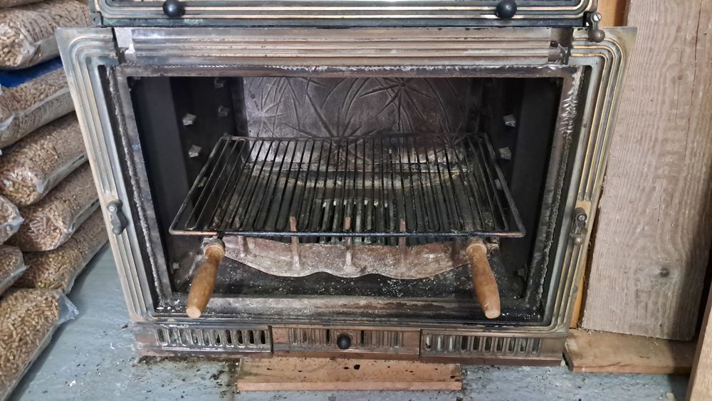 foyer en fonte pour b&ucirc;ches bois de 50 cm
D�coration