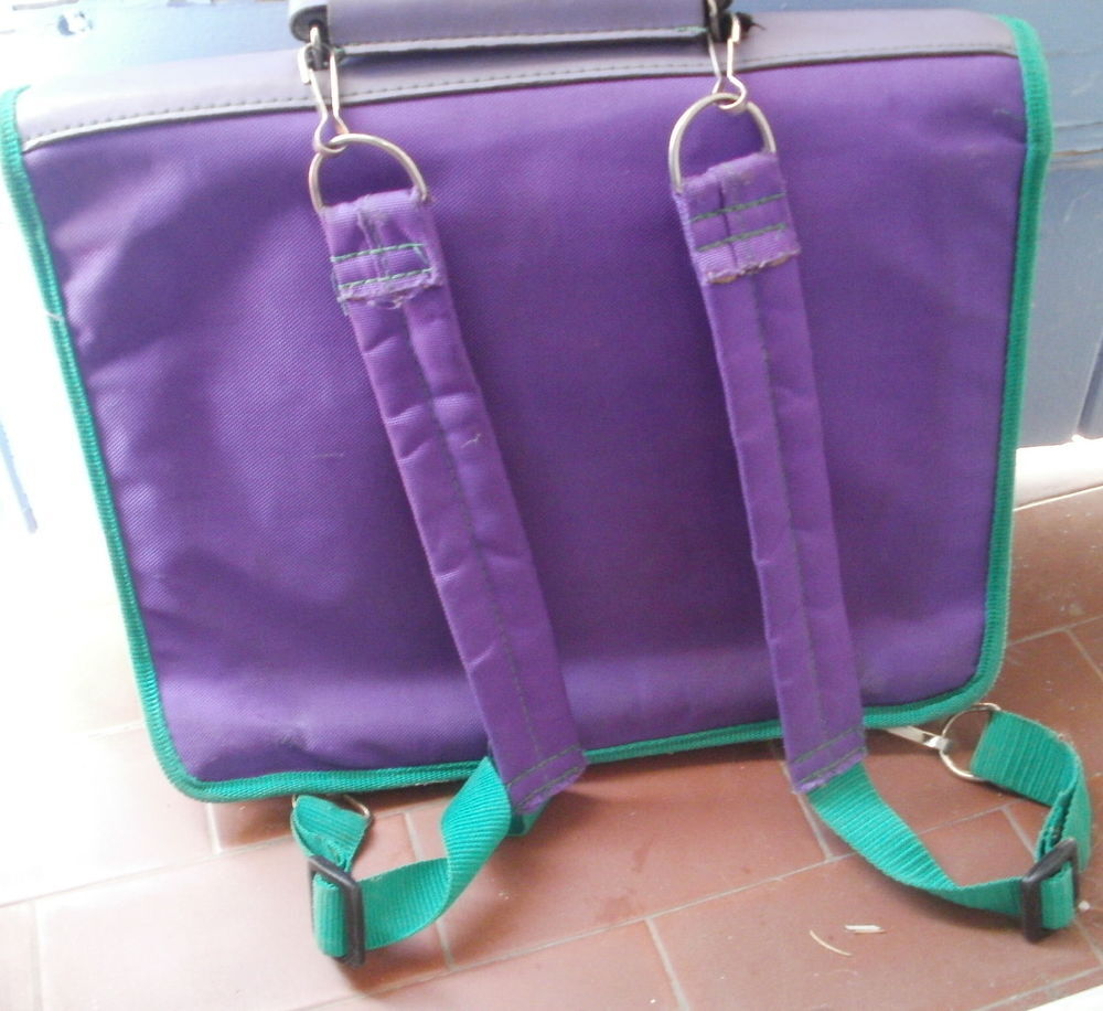 Cartable violet &agrave; 2 compartiments bretelles au dos Maroquinerie