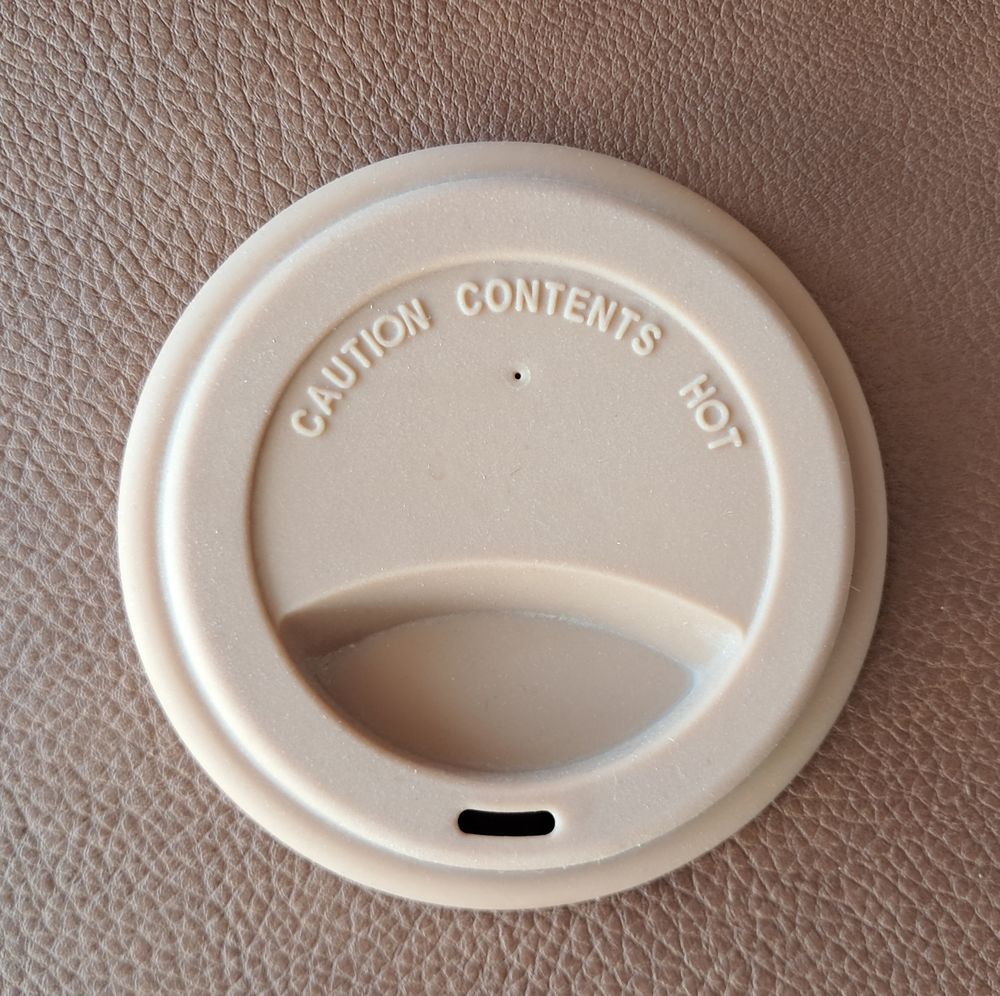 tasse mug th&eacute; caf&eacute; en c&eacute;ramique avec couvercle et protection Cuisine