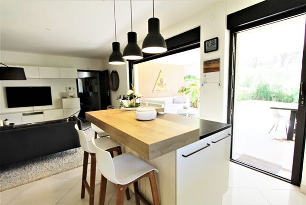 Location Appartement 3 MINUTES DU PORT DE SANTA LUCIA ST RAPHAEL Saint-raphaël