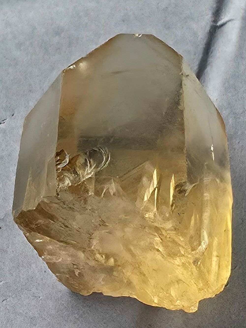 V&eacute;ritable Pierre Citrine Brute du Congo 20g-Cristal de Collection 