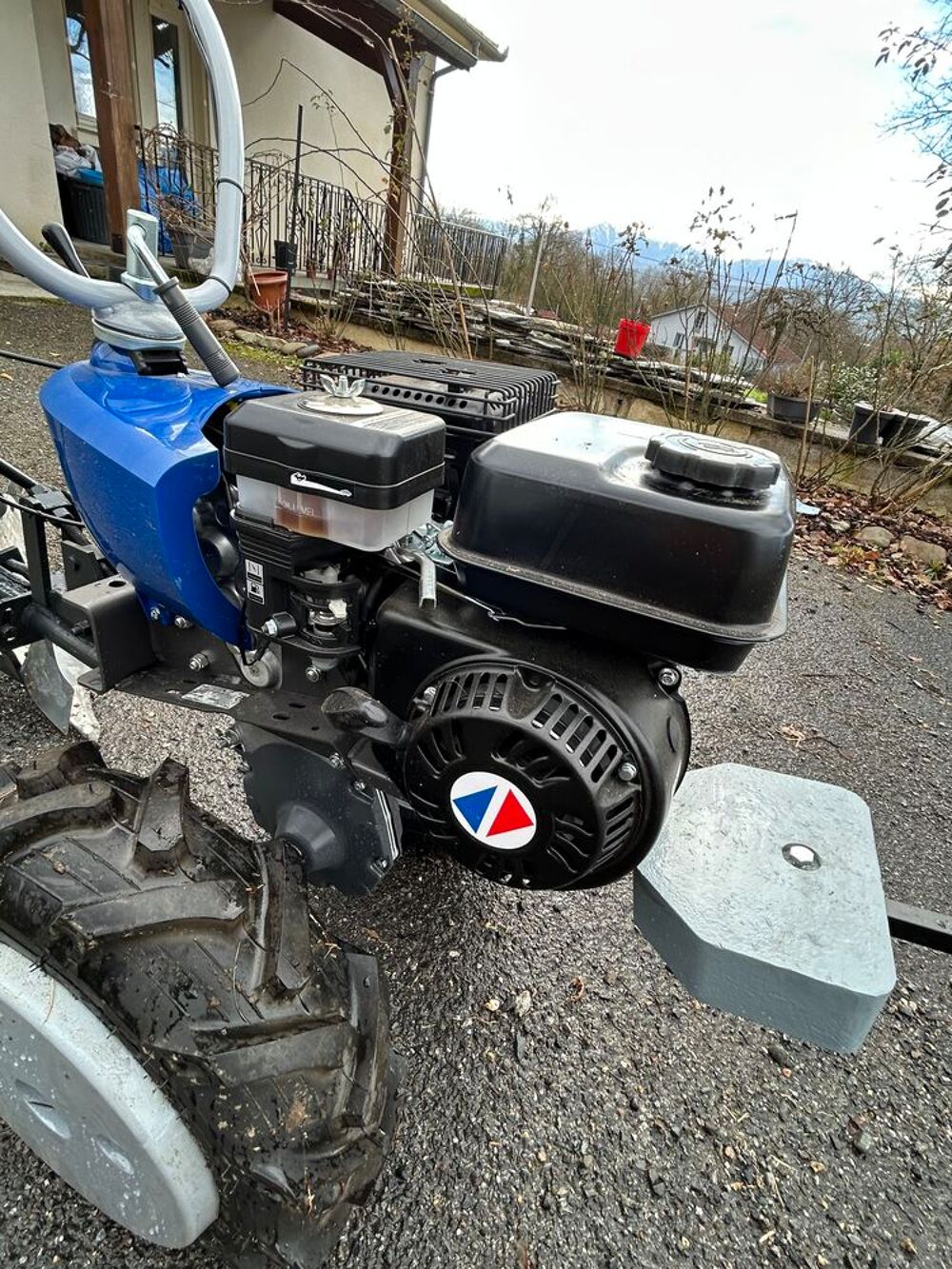 Motobineuse avec kit labour Jardin