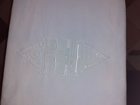 Drap Ancien Monogramme 30 Alès (30)