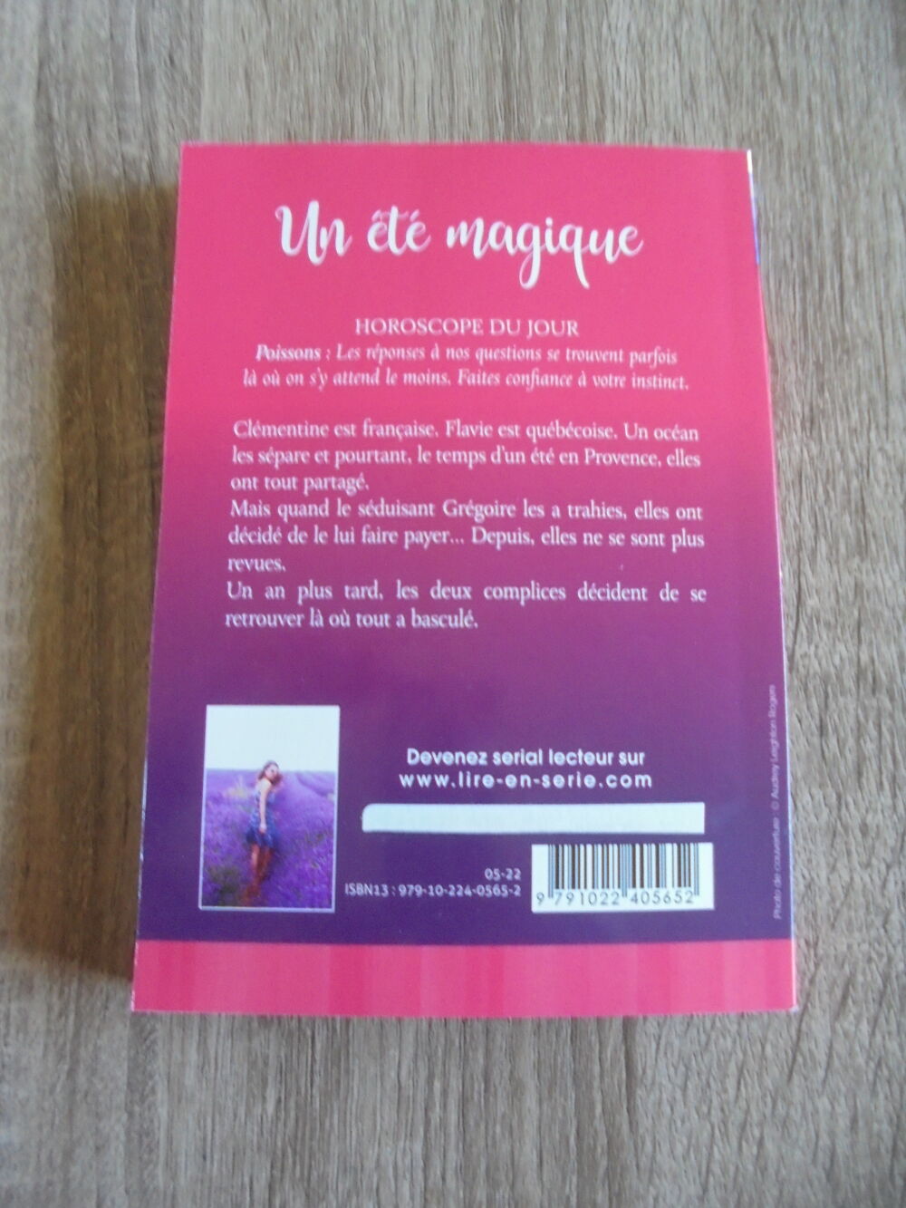 Un &eacute;t&eacute; magique (122) Livres et BD