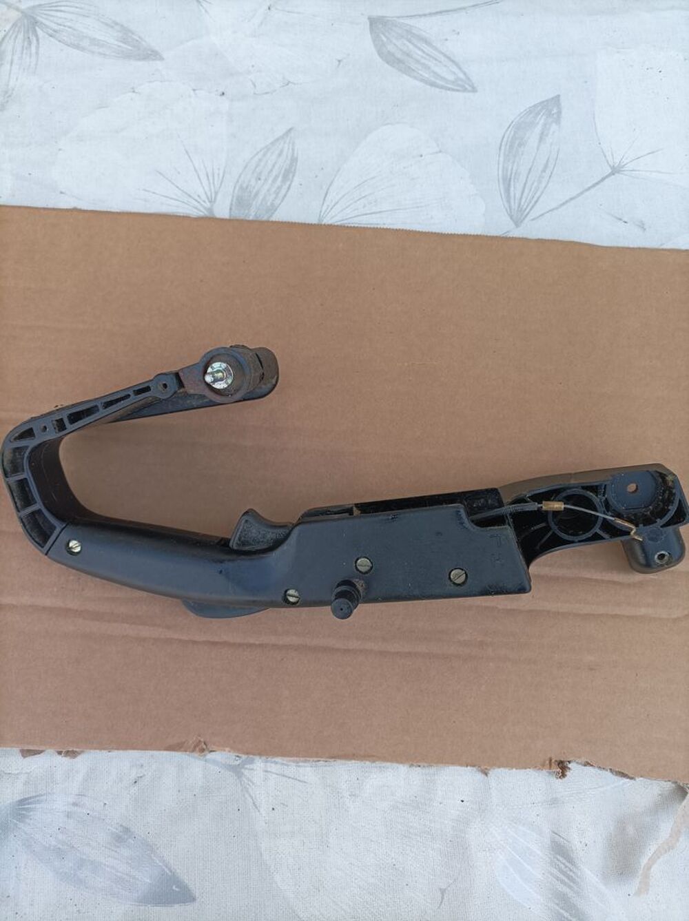 poingner acceleration tronconneuse stihl 010 Bricolage