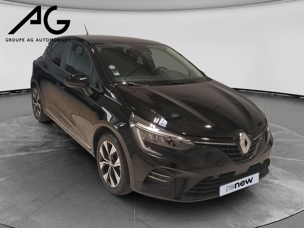 Clio V Clio E-Tech full hybrid 145 Evolution 2023 occasion 08000 Charleville-M&eacute;zi&egrave;res