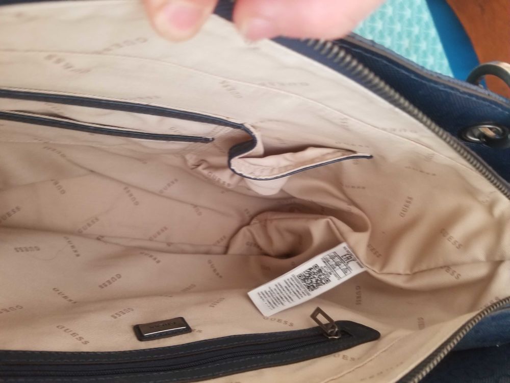 sac cabas femme GUESS Maroquinerie