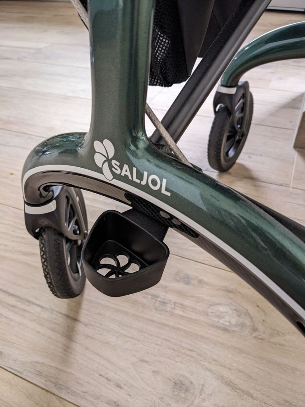 D&eacute;ambulateur carbone Saljol (couleur Vert Anglais) Sports