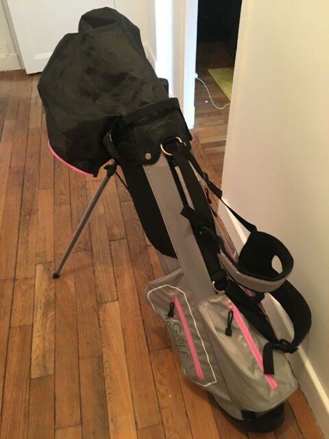 Sac de golf Femme NEUF avec clubs et accessoires. 290 Boulogne-Billancourt (92)