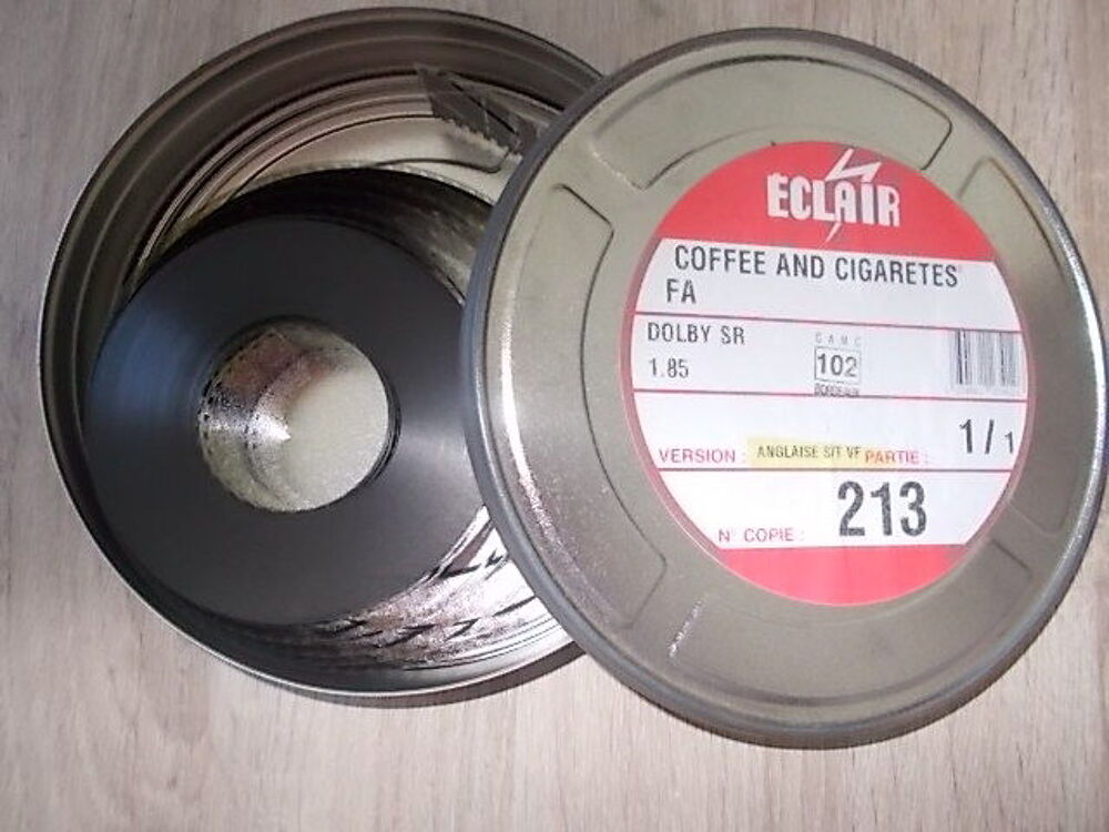 FA 35 mm : COFFEE AND CIGARETES - 213 