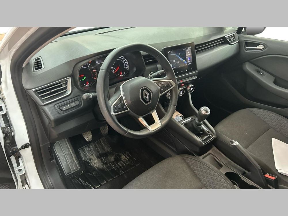 Clio V Clio Blue dCi 100 - 21N Business 2022 occasion 42120 Le Coteau