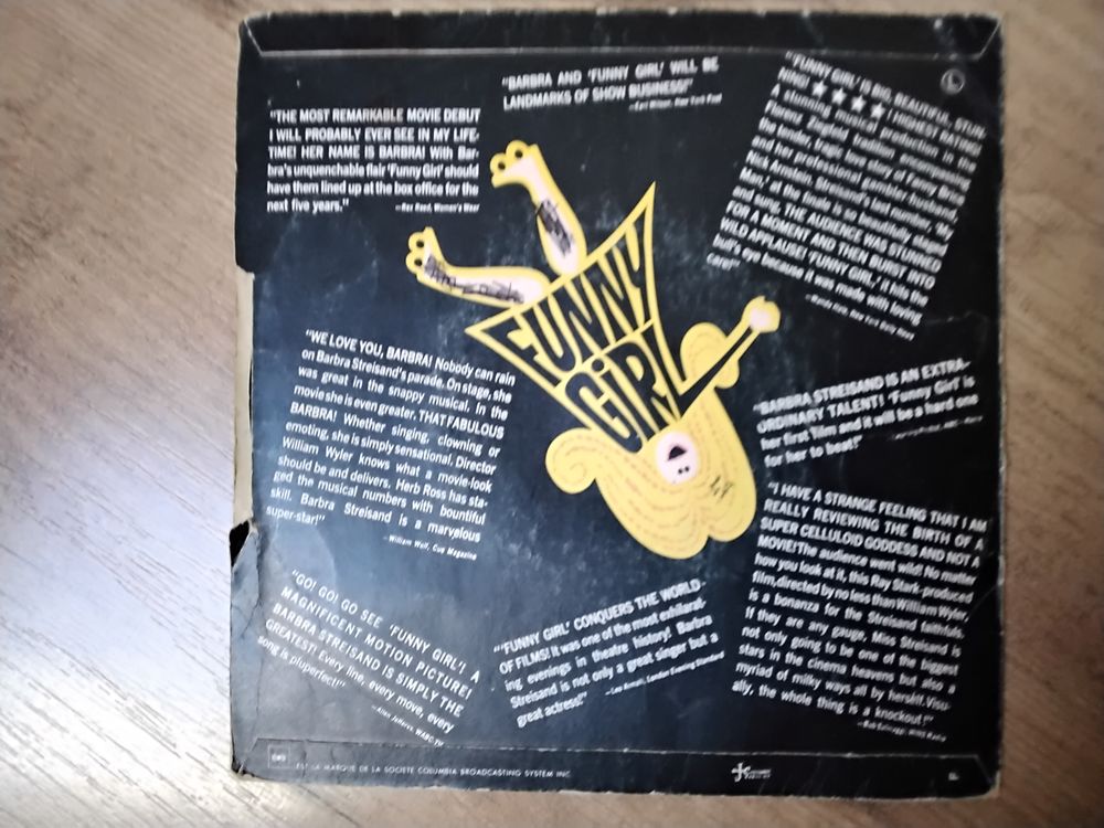 4 vinyls 45 tours Piaf, Reggiani, Streisand Audio et hifi