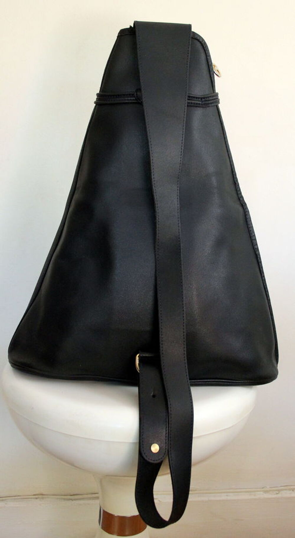 Sac en bandouli&egrave;re cuir marine LONGCHAMP Maroquinerie