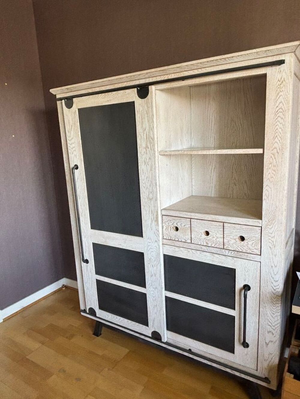 Armoire ch&ecirc;ne massif blanc Meubles