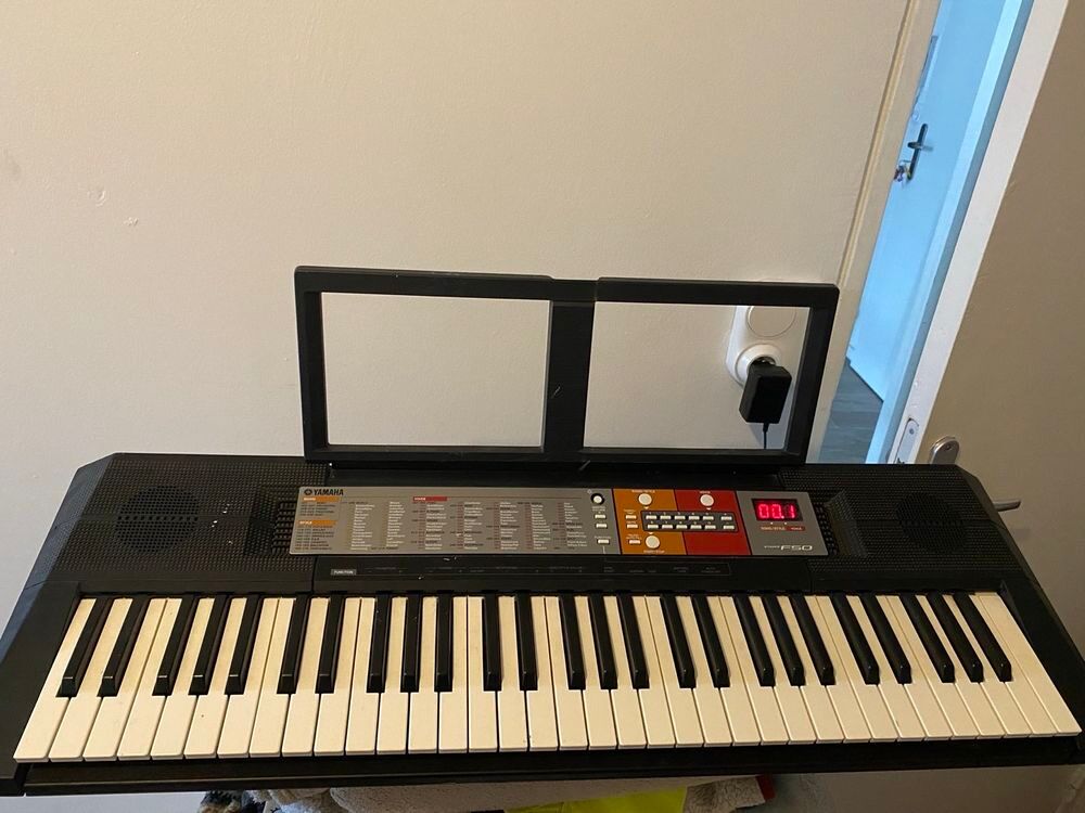 Synth&eacute;tiseur Instruments de musique