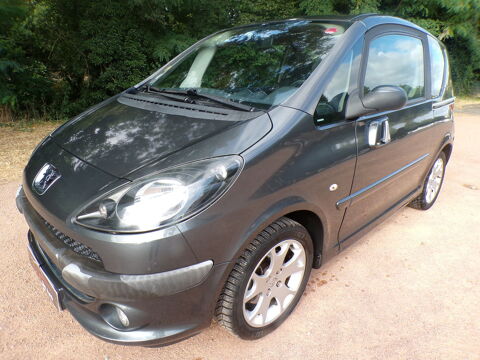 Peugeot 1007 1.6 HDi 16V 110ch FAP BLUE LION Sporty