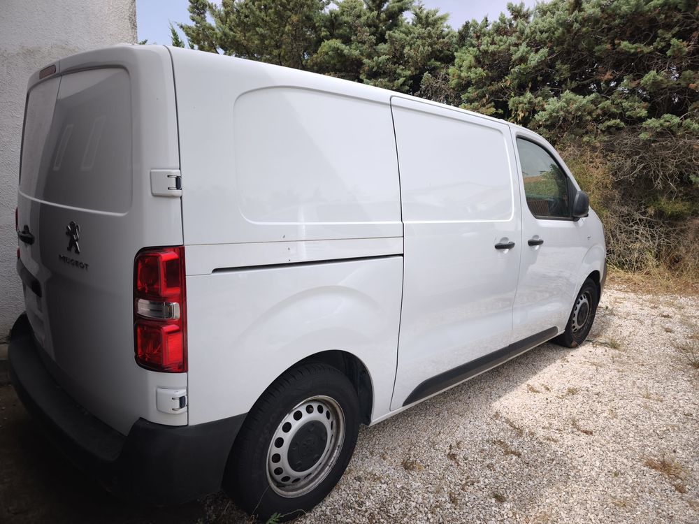 Partner PARTNER FOURGON STANDARD 1000 KG BLUEHDI 130 S&S EAT8 PREMIUM 2022 occasion 66000 Perpignan