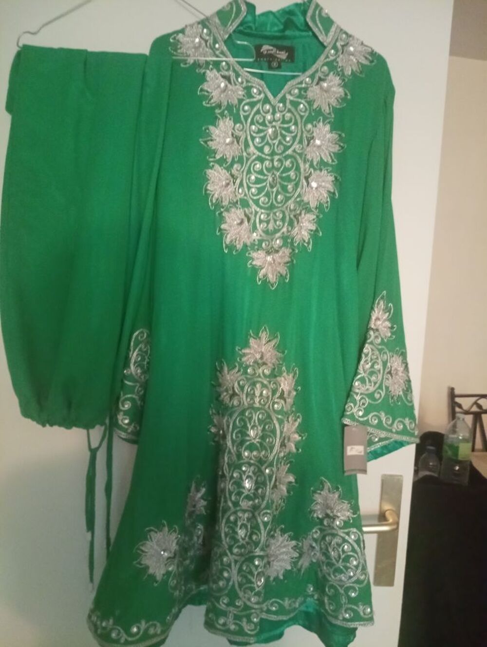 Robe orientale verte Vêtements