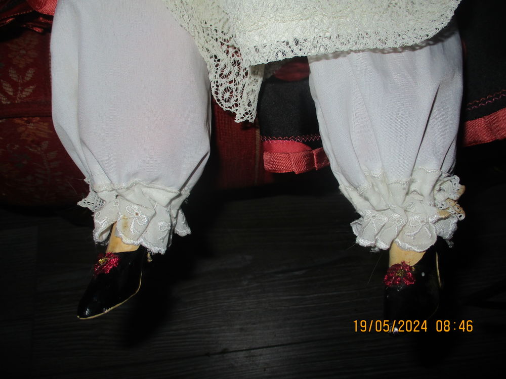 ANCIENNE GRANDE POUPEE DE SALON 1930 