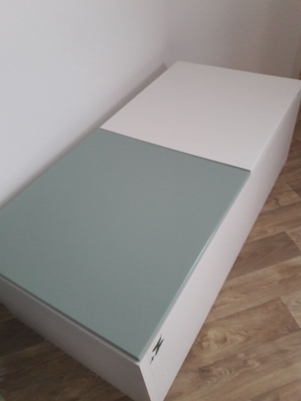 Meuble de rangement en Formica Laqu&eacute; Meubles