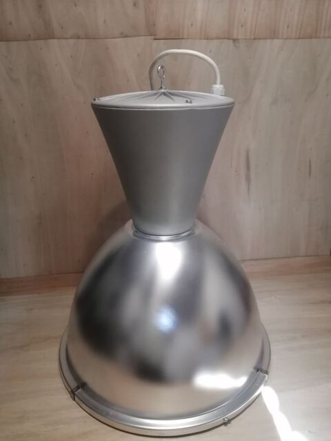 Lampe indistruelle 130 Allonnes (72)