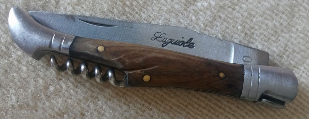 Couteau Laguiole avec tire-bouchon 