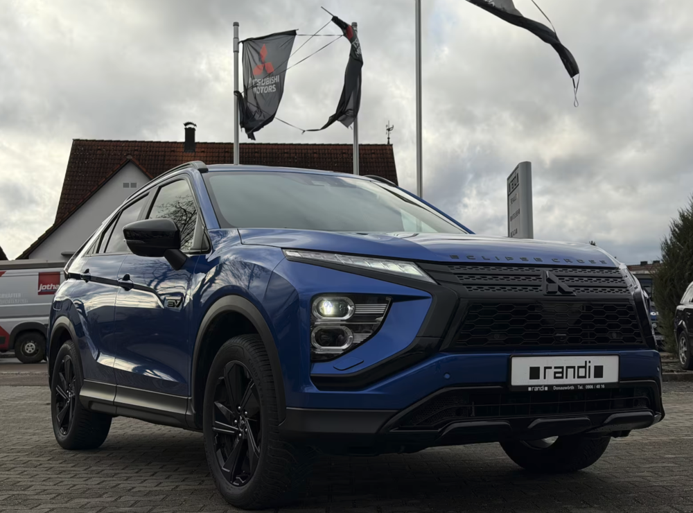 Eclipse Cross 2.4 MIVEC PHEV Twin Motor 4WD BLACK Collection (5 CV) 2024 occasion 59000 Lille