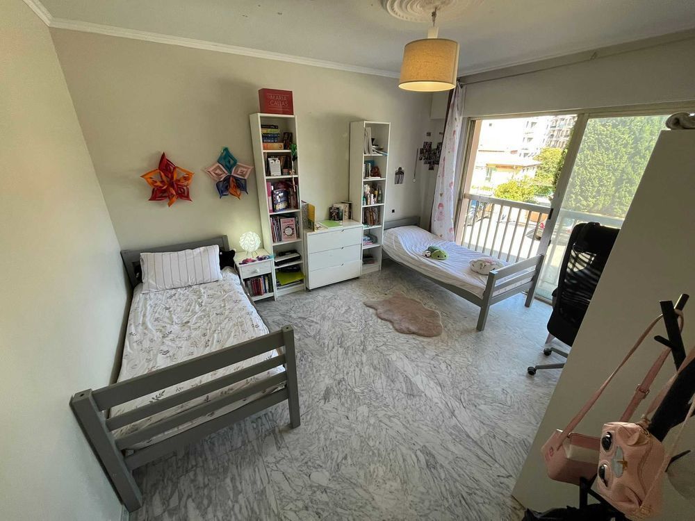 Vente Appartement appartement 94m2 T3 + parking privatif Nice