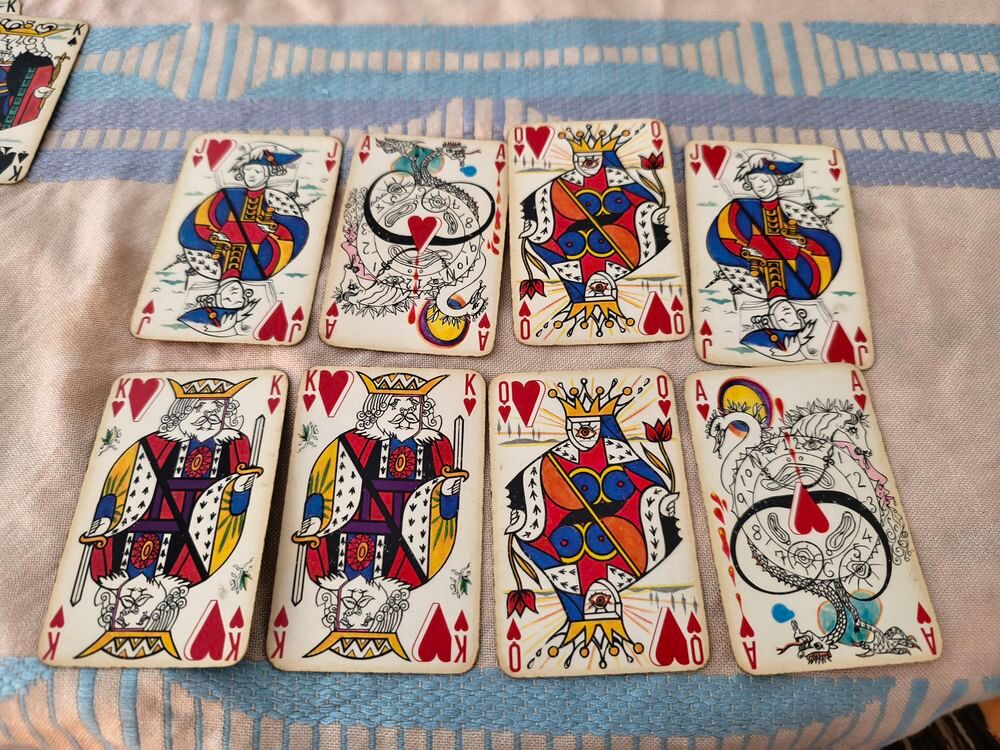 jeu de carte illustration Salvator Dali 