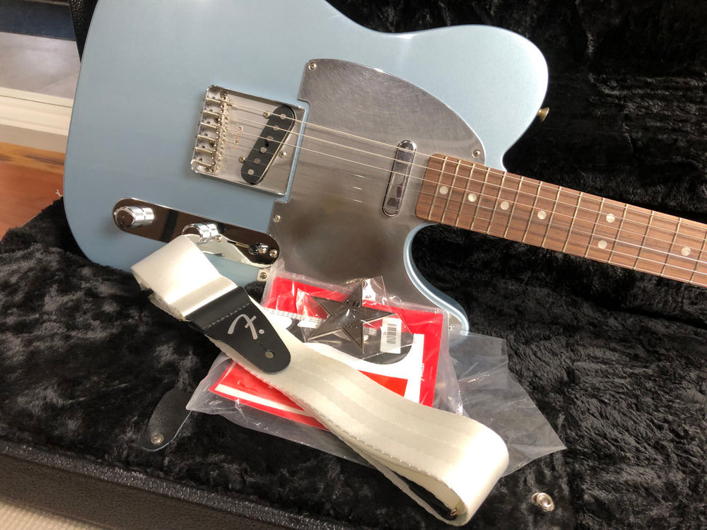Guitare FENDER Telecaster signature Chrissie Hynde Jeux / jouets