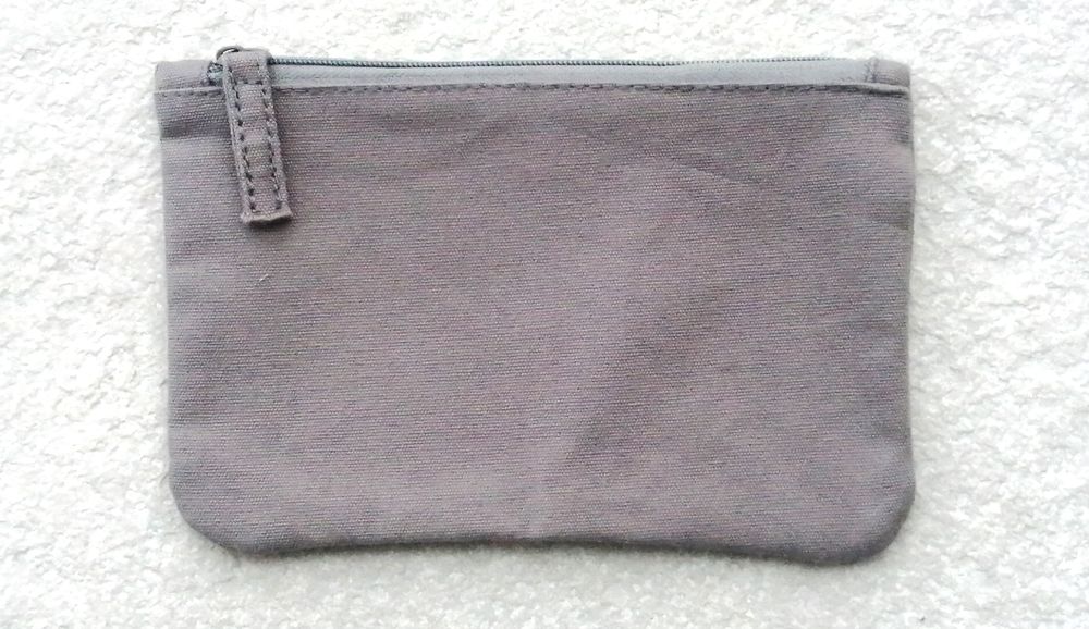 Petite trousse pochette en toile neuve Maroquinerie