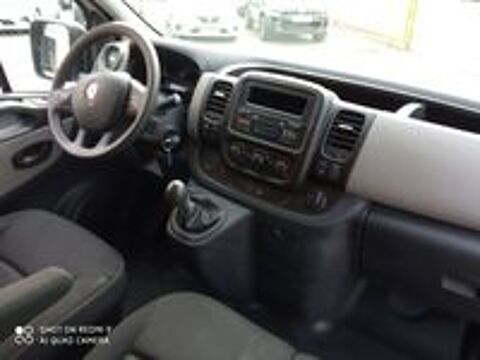 Trafic Combi L1 dCi 125 Energy Zen 2017 occasion 38840 Saint-Lattier