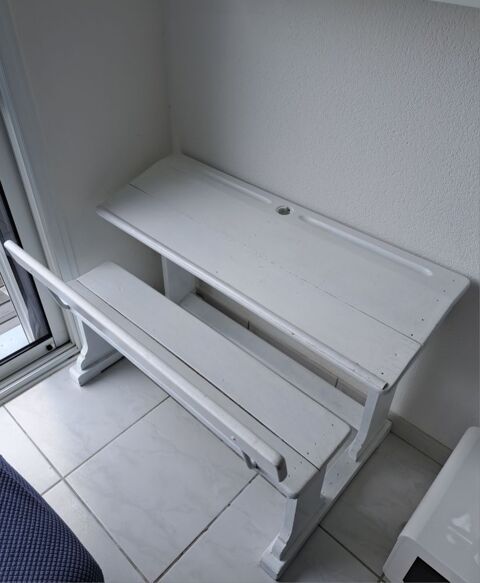 Bureau écolier double en bois blanc vintage Pornichet (44)