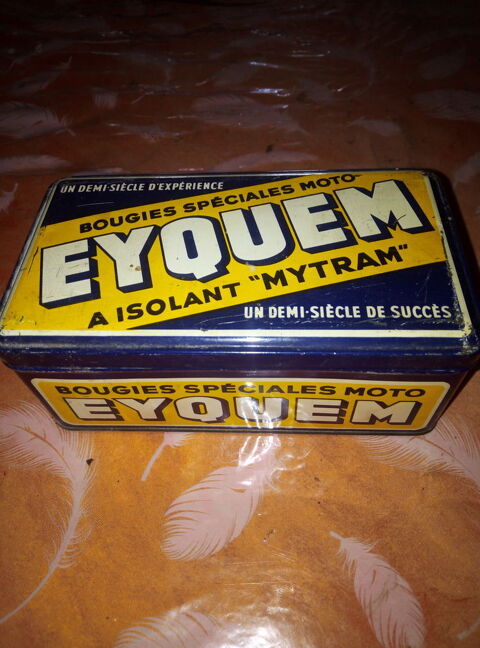Boites publicitaires EYQUIEM , 30 Saint-Alexandre (30)