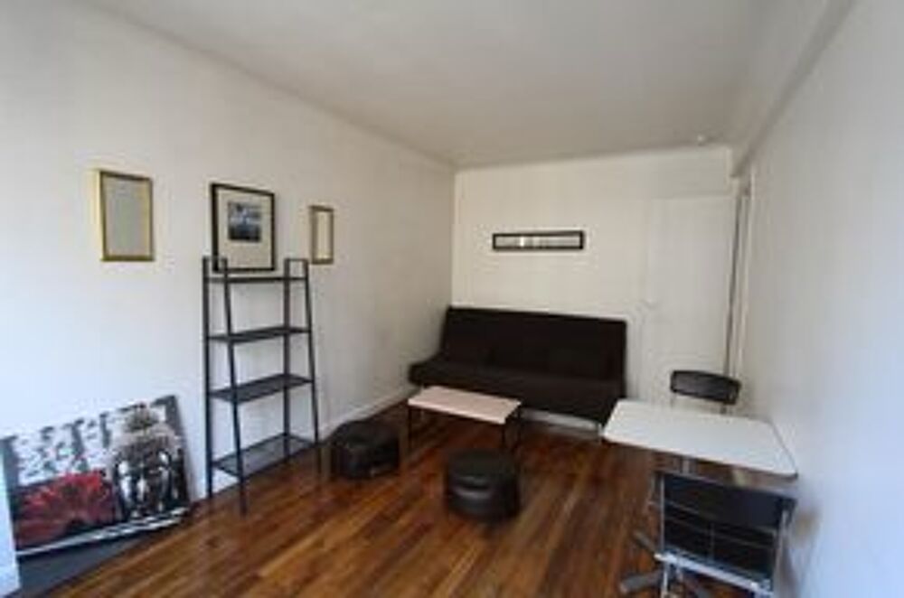 Location Appartement studio de 30m² meublé tout confort au 3ème étage Lyon 2
