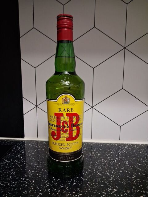  2 bouteilles de Whisky 15 Torfou (91)