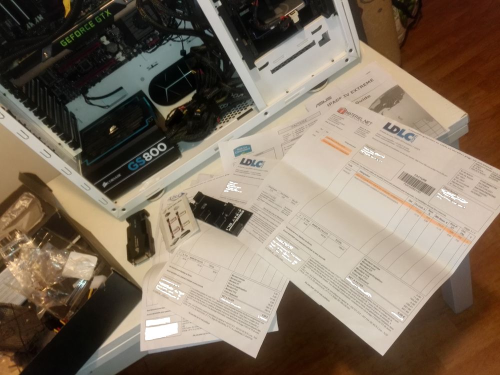 pc gaming republic of gamers chez ASUS 
Matériel informatique