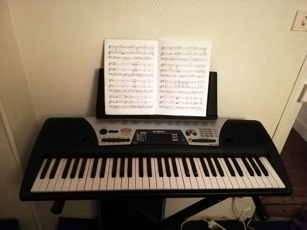 Clavier YAMAHA EZ 150 Instruments de musique