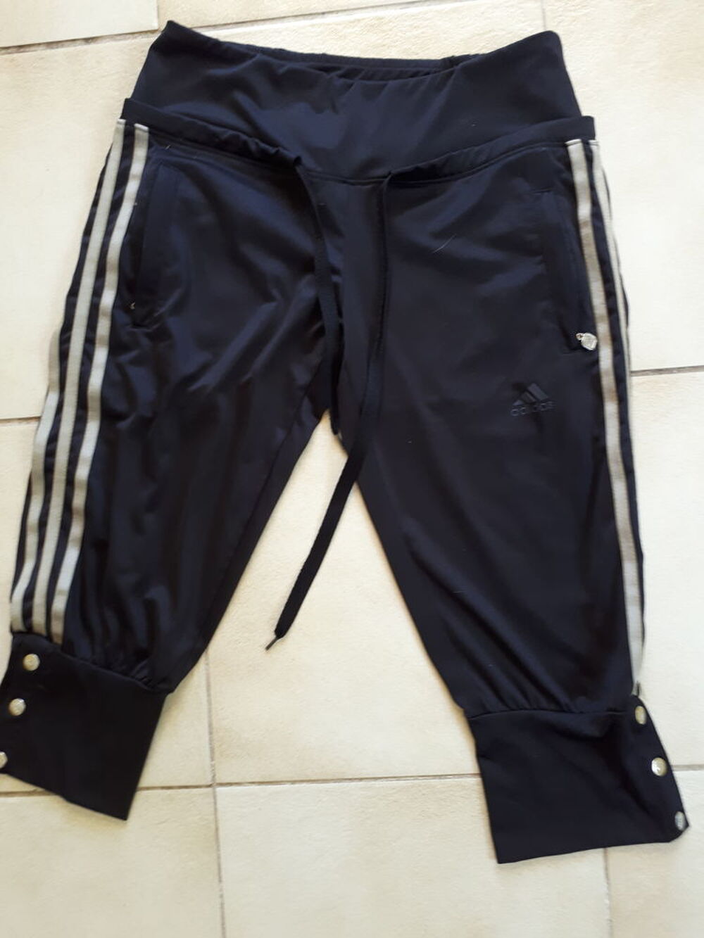 Pantacourt Adidas Vêtements
