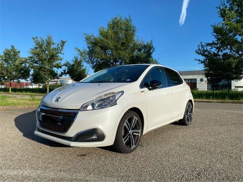 Peugeot 208 GT LINE Courroie chang&eacute;e