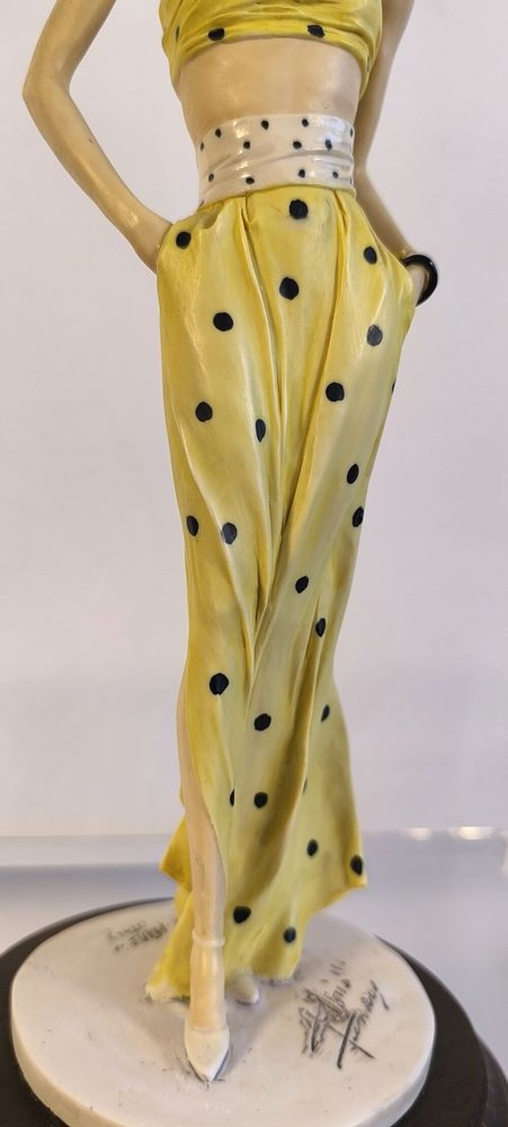 Superbe Grande Statue Vintage "Fashion Lady" par Antoni F. Décoration