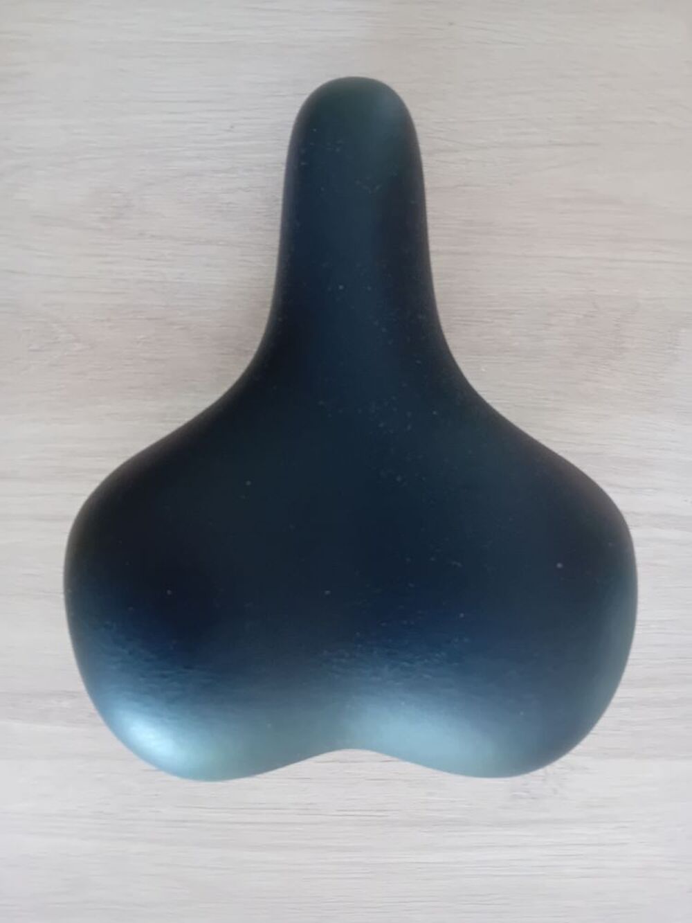 1 selle de v&eacute;lo VTC Vélos