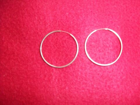 Lot boucles d'oreilles 5 Bossay-sur-Claise (37)