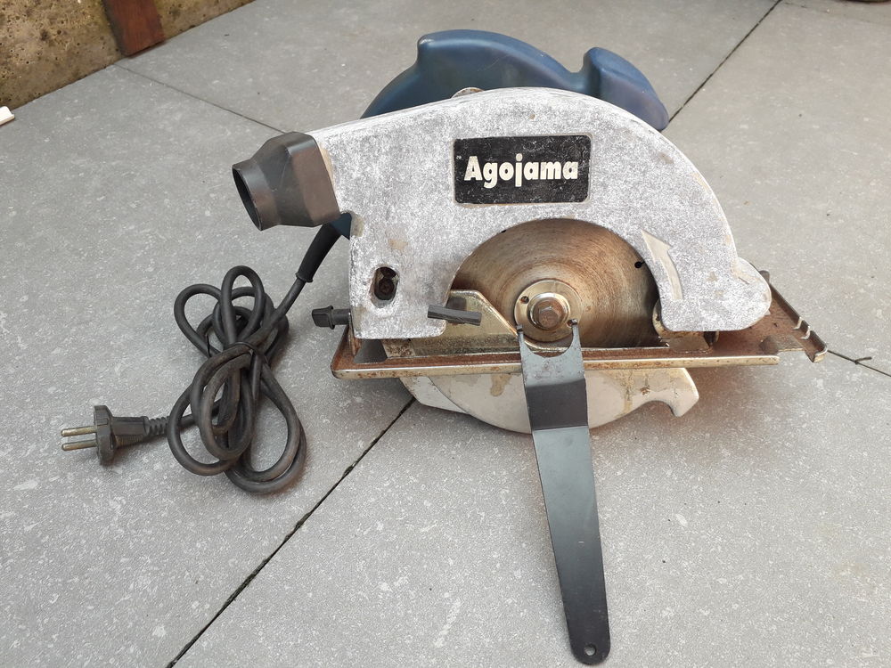 SCIE CIRCULAIRE AGOJAMA. Bricolage