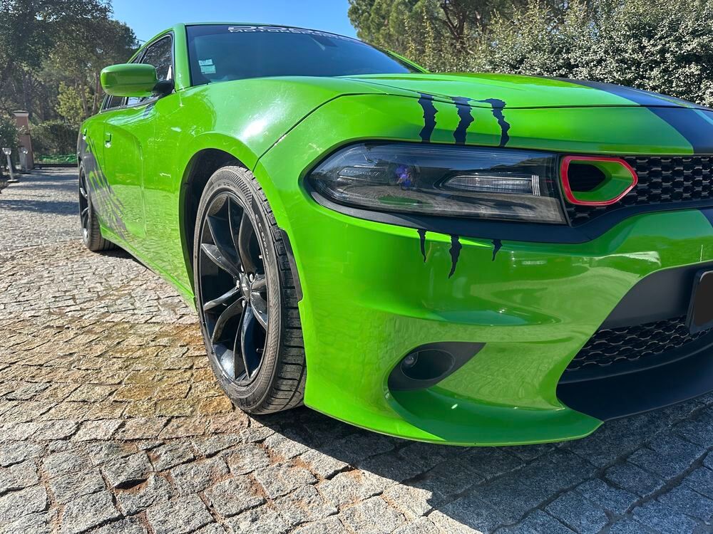 Charger LIRE LA DESCRIPTION HELLCAT DESIGN 3.6L 380Ch SPORT EXAUST 2018 occasion 83830 Bargemon