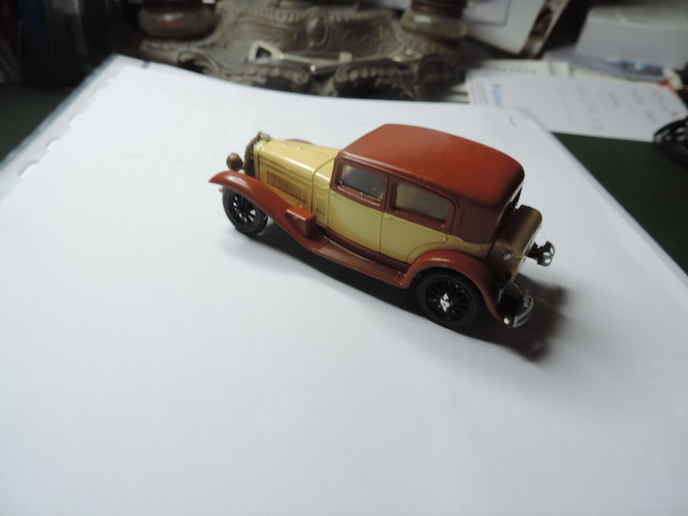 RIO - ALFA ROMEO - 6 cv - 1750 - Echelle : 1/43 &egrave;me. 