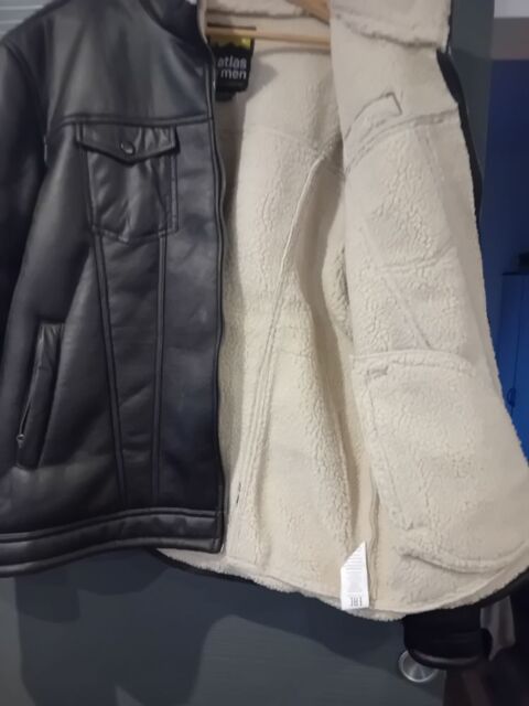 blouson MONTAIN
20 Calais (62)